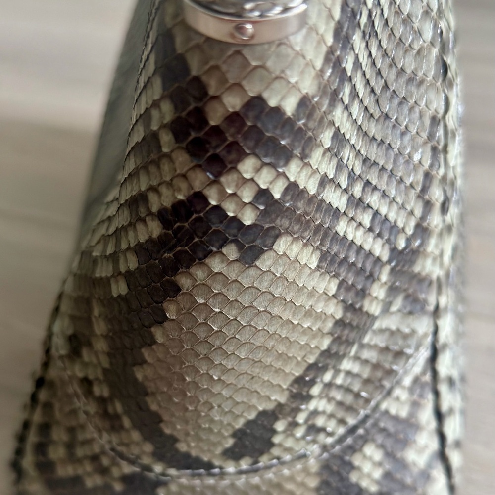 VBH PYTHON BERRA BAG WITH STRAP - Picture 11 of 16